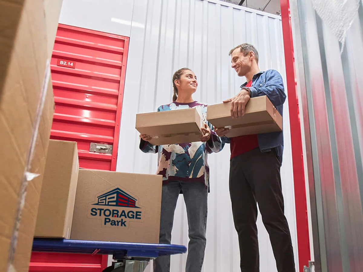 Opslagruimte huren in Venlo — beveiligde units met roldeur bij StoragePark